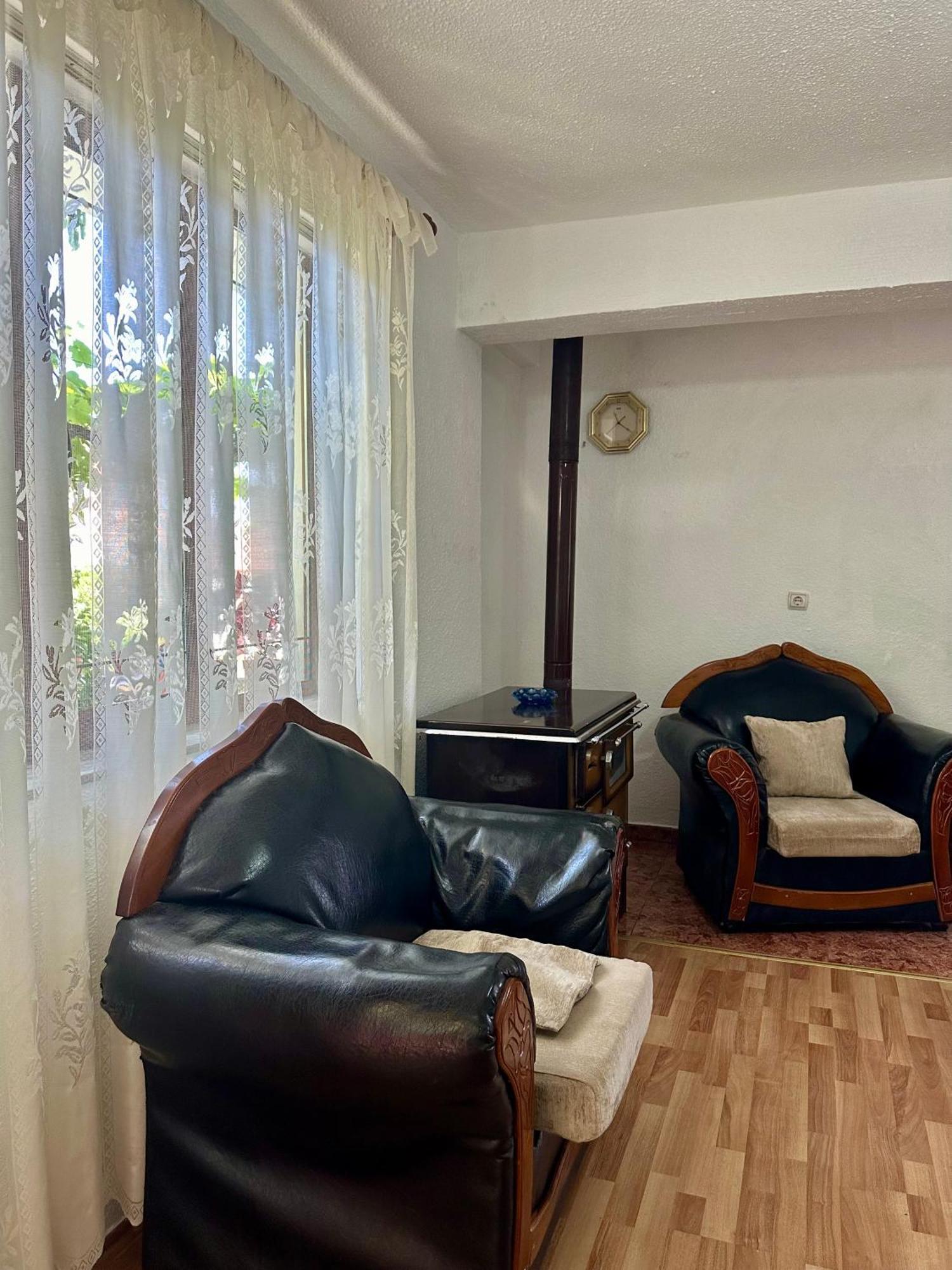 Jea House Apartment Pogradec Bagian luar foto
